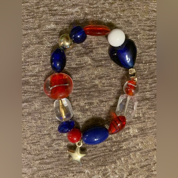 Gold Star Beaded Stretch Bracelet, Red, White Blue, Americana, Like New - Picture 5 of 6